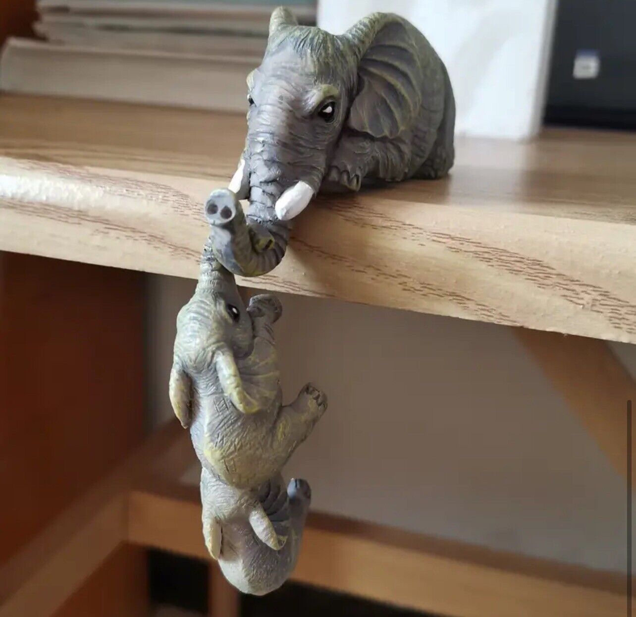 3pcs/set Adorable Elephant Hanging Decor - Resin Crafts for Home and Room Decor